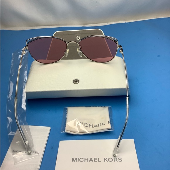 New Michael Kors Pink Lens Sunglasseses - Picture 5 of 7
